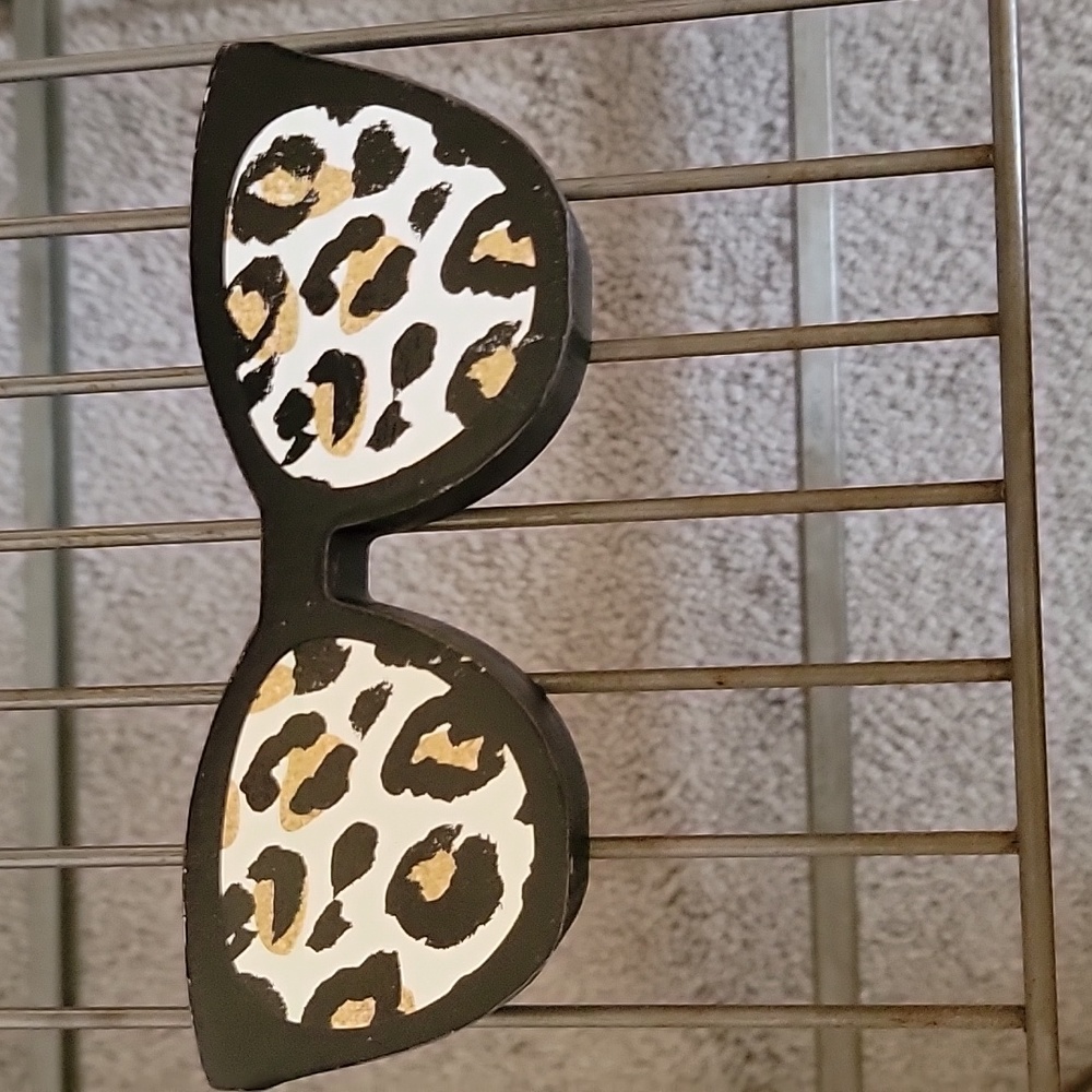 Home decor - Picture 2 of 2